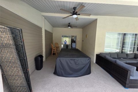 House in Davenport, Florida 5 bedrooms, 234.67 sq.m. № 2267481 - photo 22
