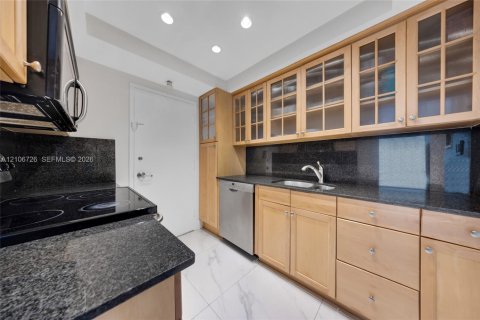 Copropriété à louer à Miami Beach, Floride: 1 chambre, 92.34 m2 № 2418018 - photo 5