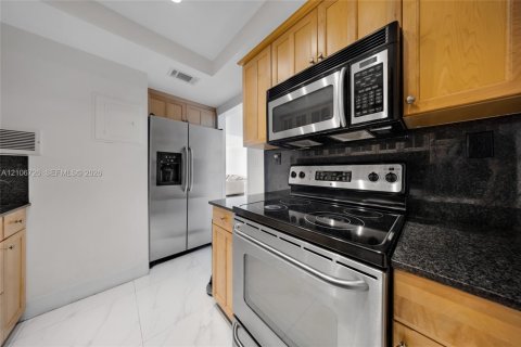 Copropriété à louer à Miami Beach, Floride: 1 chambre, 92.34 m2 № 2418018 - photo 7