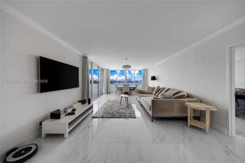 Copropriété à louer à Miami Beach, Floride: 1 chambre, 92.34 m2 № 2418018 - photo 12