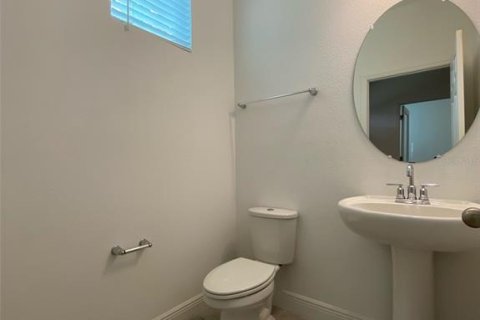 Townhouse in Winter Garden, Florida 3 bedrooms, 180.97 sq.m. № 1894515 - photo 10