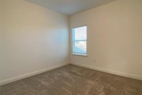 Townhouse in Winter Garden, Florida 3 bedrooms, 180.97 sq.m. № 1894515 - photo 16
