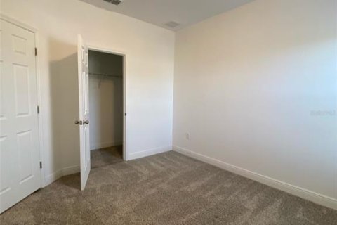 Townhouse in Winter Garden, Florida 3 bedrooms, 180.97 sq.m. № 1894515 - photo 15