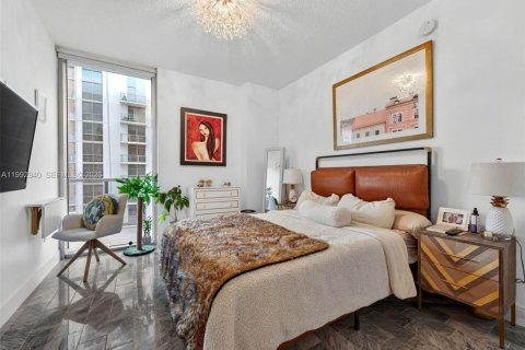 Condominio en venta en Miami, Florida, 1 dormitorio, 78.32 m2 № 2055950 - foto 14
