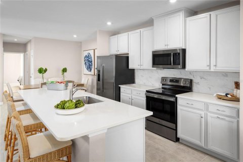 Casa en venta en Lady Lake, Florida, 3 dormitorios, 140.19 m2 № 1721221 - foto 2