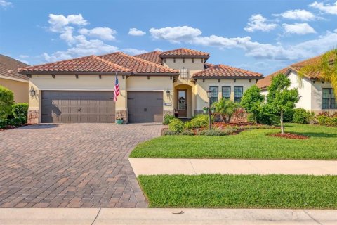 Villa ou maison à vendre à Lakewood Ranch, Floride: 4 chambres, 256.22 m2 № 1358179 - photo 1