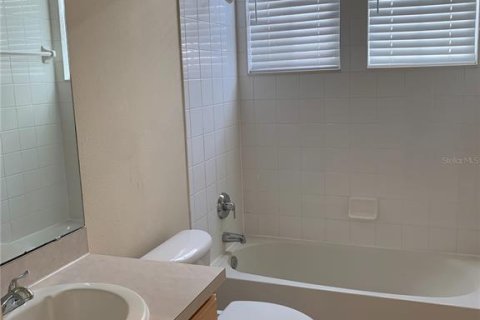 Casa en alquiler en Celebration, Florida, 3 dormitorios, 185.8 m2 № 1824292 - foto 5