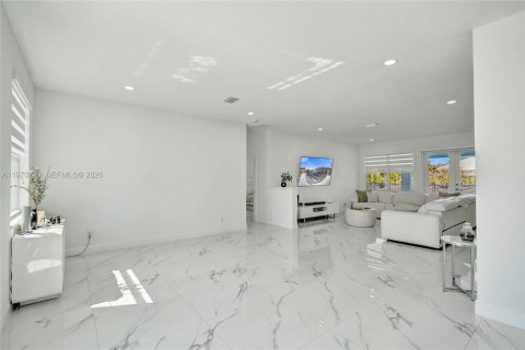 Casa en venta en Loxahatchee Groves, Florida, 5 dormitorios № 2033140 - foto 17