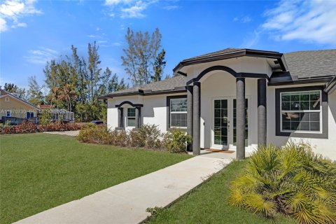 Casa en venta en Loxahatchee Groves, Florida, 5 dormitorios № 2033140 - foto 3