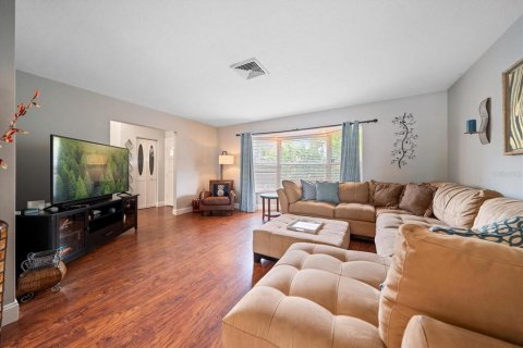 Casa en venta en Seminole, Florida, 3 dormitorios, 167.04 m2 № 1402178 - foto 7
