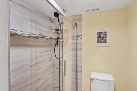 Copropriété à vendre à Sarasota, Floride: 2 chambres, 98.94 m2 № 1912585 - photo 28