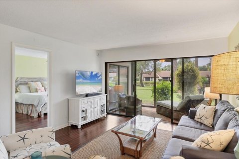 Copropriété à vendre à Sarasota, Floride: 2 chambres, 98.94 m2 № 1912585 - photo 10