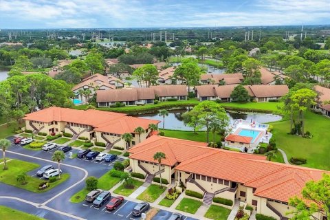 Copropriété à vendre à Sarasota, Floride: 2 chambres, 98.94 m2 № 1912585 - photo 1