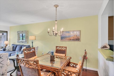 Copropriété à vendre à Sarasota, Floride: 2 chambres, 98.94 m2 № 1912585 - photo 20