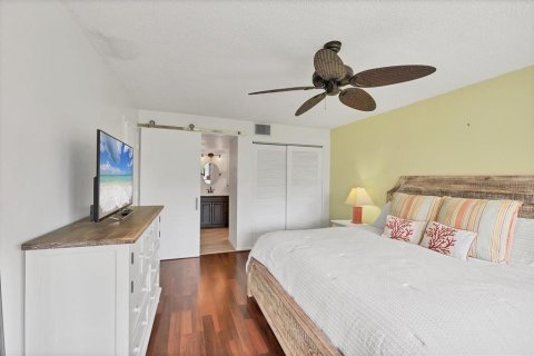 Copropriété à vendre à Sarasota, Floride: 2 chambres, 98.94 m2 № 1912585 - photo 19