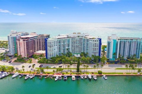 Copropriété à vendre à Miami Beach, Floride: 2 chambres, 95.69 m2 № 1931287 - photo 22