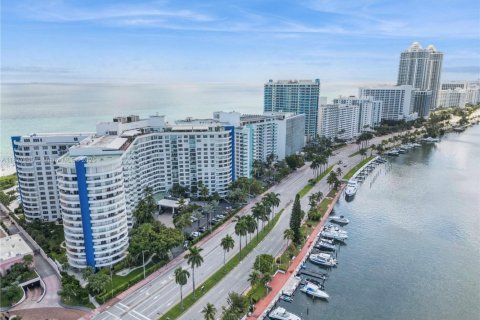 Copropriété à vendre à Miami Beach, Floride: 2 chambres, 95.69 m2 № 1931287 - photo 23