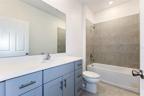 Casa en venta en Fruitland Park, Florida, 4 dormitorios, 139.45 m2 № 1778071 - foto 4