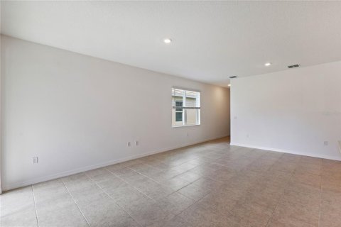 Casa en venta en Fruitland Park, Florida, 4 dormitorios, 139.45 m2 № 1778071 - foto 13