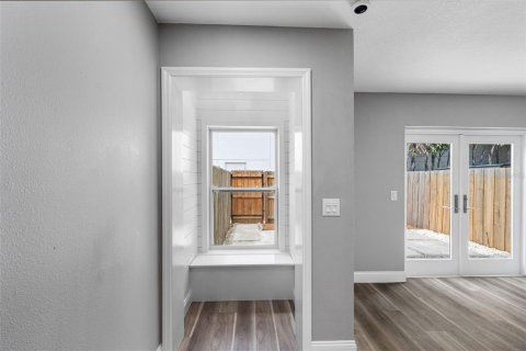 Touwnhouse à louer à Tampa, Floride: 2 chambres, 132.29 m2 № 2226279 - photo 23