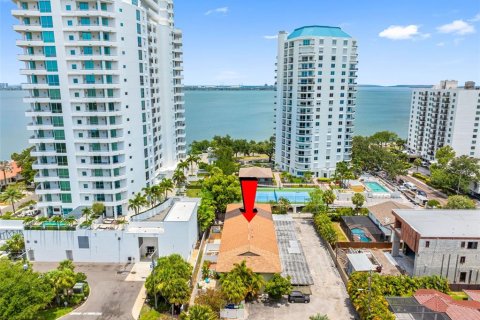 Touwnhouse à louer à Tampa, Floride: 2 chambres, 132.29 m2 № 2226279 - photo 5