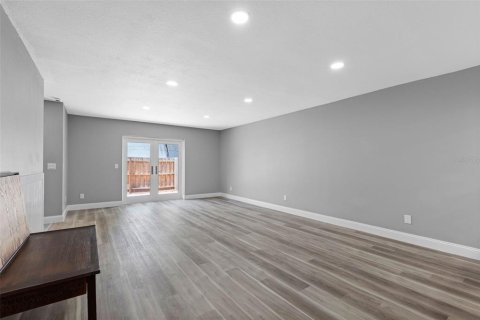 Touwnhouse à louer à Tampa, Floride: 2 chambres, 132.29 m2 № 2226279 - photo 19