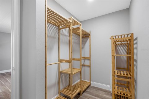 Touwnhouse à louer à Tampa, Floride: 2 chambres, 132.29 m2 № 2226279 - photo 29