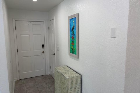 House in Dunedin, Florida 3 bedrooms, 137.77 sq.m. № 2431768 - photo 8