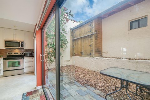 Copropriété à vendre à Lauderhill, Floride: 2 chambres, 133.41 m2 № 2146735 - photo 16