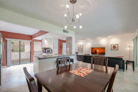 Copropriété à vendre à Lauderhill, Floride: 2 chambres, 133.41 m2 № 2146735 - photo 7