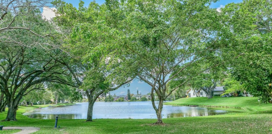 Condo à Lauderhill, Floride, 2 chambres № 2146735