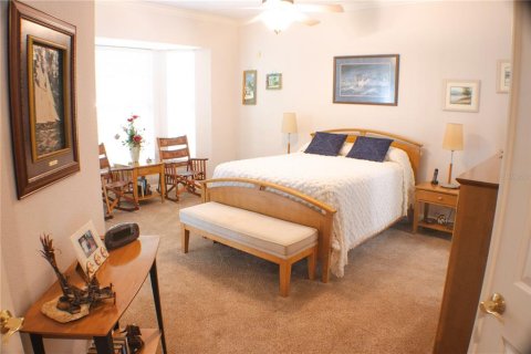 House in Winter Haven, Florida 4 bedrooms, 231.79 sq.m. № 1436763 - photo 28