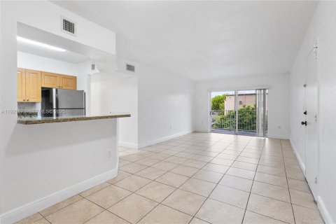Copropriété à louer à Doral, Floride: 2 chambres, 98.57 m2 № 1987118 - photo 8