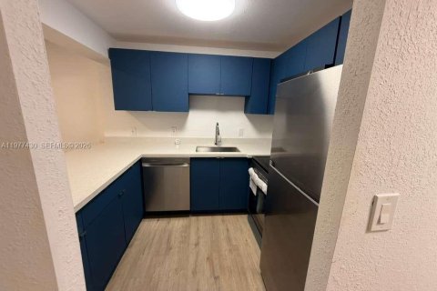 Condo in Hollywood, Florida, 2 bedrooms № 2043977