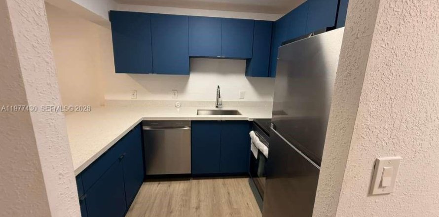 Condo in Hollywood, Florida, 2 bedrooms № 2043977