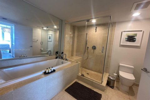 Condominio en venta en Miami, Florida, 2 dormitorios, 135.54 m2 № 1981806 - foto 10