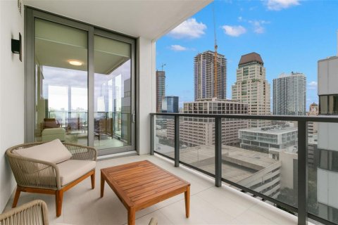 Condo in Saint Petersburg, Florida, 3 bedrooms № 2208103 - photo 11