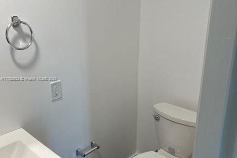 Casa en venta en Miami, Florida, 4 dormitorios, 107.4 m2 № 1704893 - foto 30