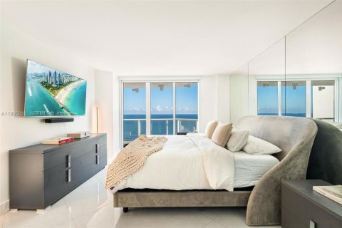 Condominio en alquiler en Sunny Isles Beach, Florida, 2 dormitorios, 163.51 m2 № 2064429 - foto 5