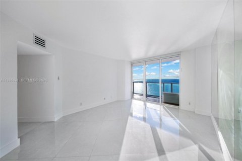 Condominio en alquiler en Sunny Isles Beach, Florida, 2 dormitorios, 163.51 m2 № 2064429 - foto 9