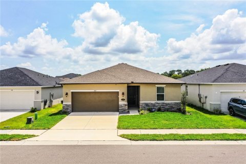 Casa en venta en Winter Haven, Florida, 4 dormitorios, 158.58 m2 № 1679538 - foto 2