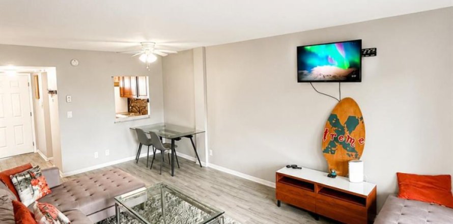 Condo in Boca Raton, Florida, 2 bedrooms № 2087034