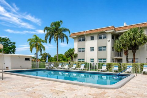 Condo in Boca Raton, Florida, 2 bedrooms № 2087034 - photo 16