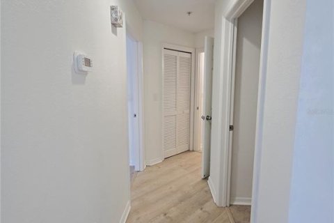 Condominio en alquiler en Tampa, Florida, 3 dormitorios, 121.89 m2 № 2209950 - foto 30