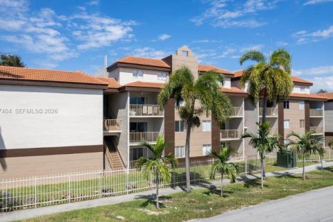 Condo in Miami, Florida, 1 bedroom № 2262271
