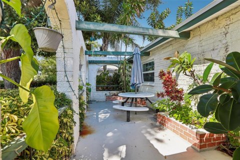 Casa en venta en Seminole, Florida, 4 dormitorios, 190.17 m2 № 2386117 - foto 10