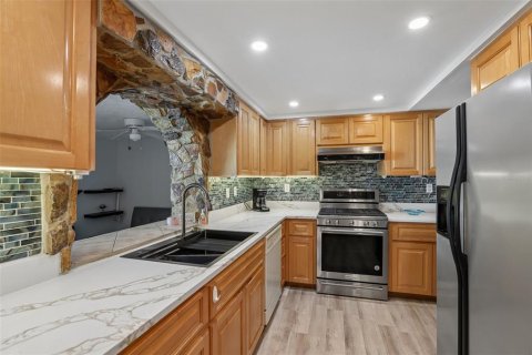 Casa en venta en Seminole, Florida, 4 dormitorios, 190.17 m2 № 2386117 - foto 29