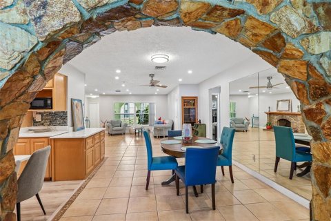 Casa en venta en Seminole, Florida, 4 dormitorios, 190.17 m2 № 2386117 - foto 20