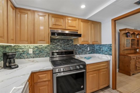 Casa en venta en Seminole, Florida, 4 dormitorios, 190.17 m2 № 2386117 - foto 30