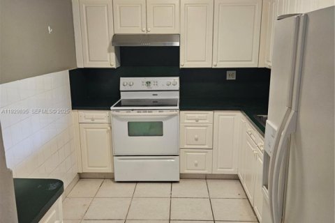 Condo à Deerfield Beach, Floride, 2 chambres  № 1993227